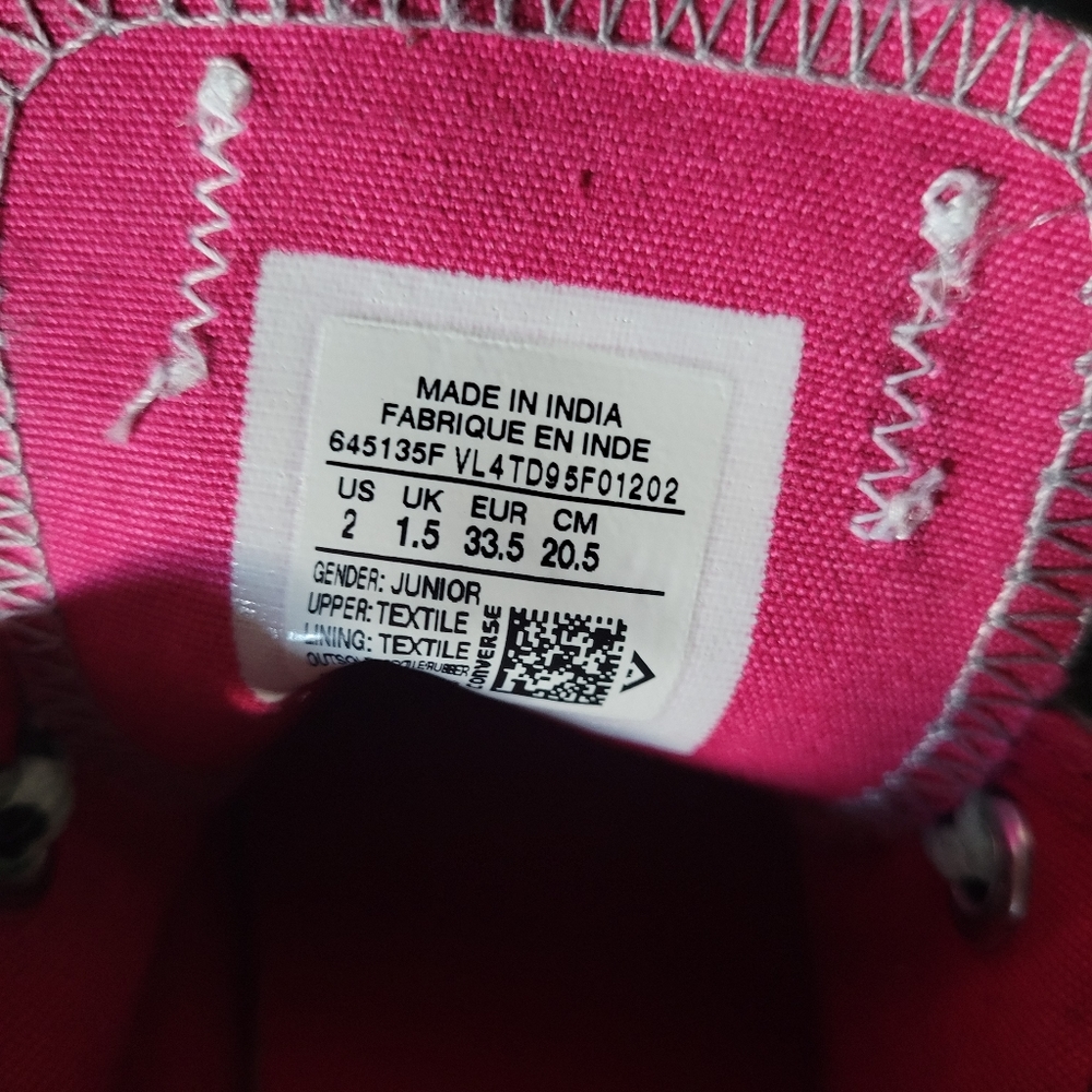 Girls Converse 2 - Picture 5 of 6